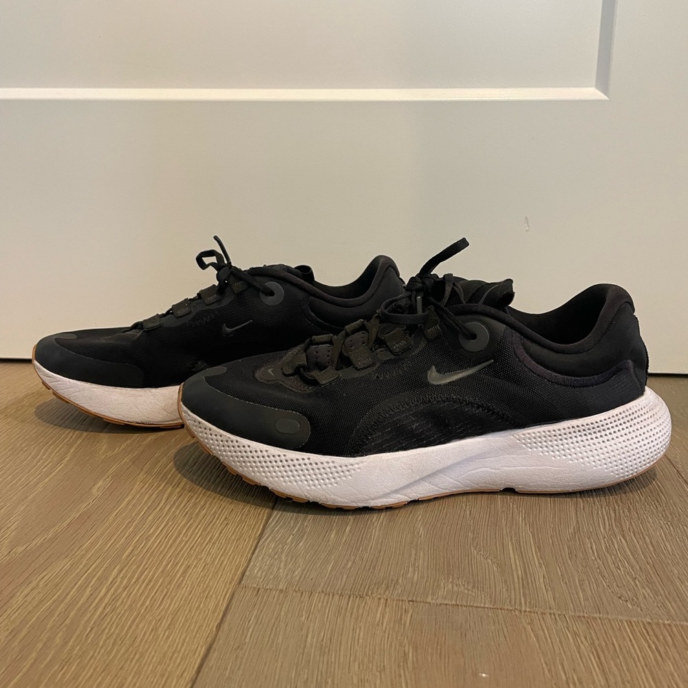 Nike React Escape Run - image 1